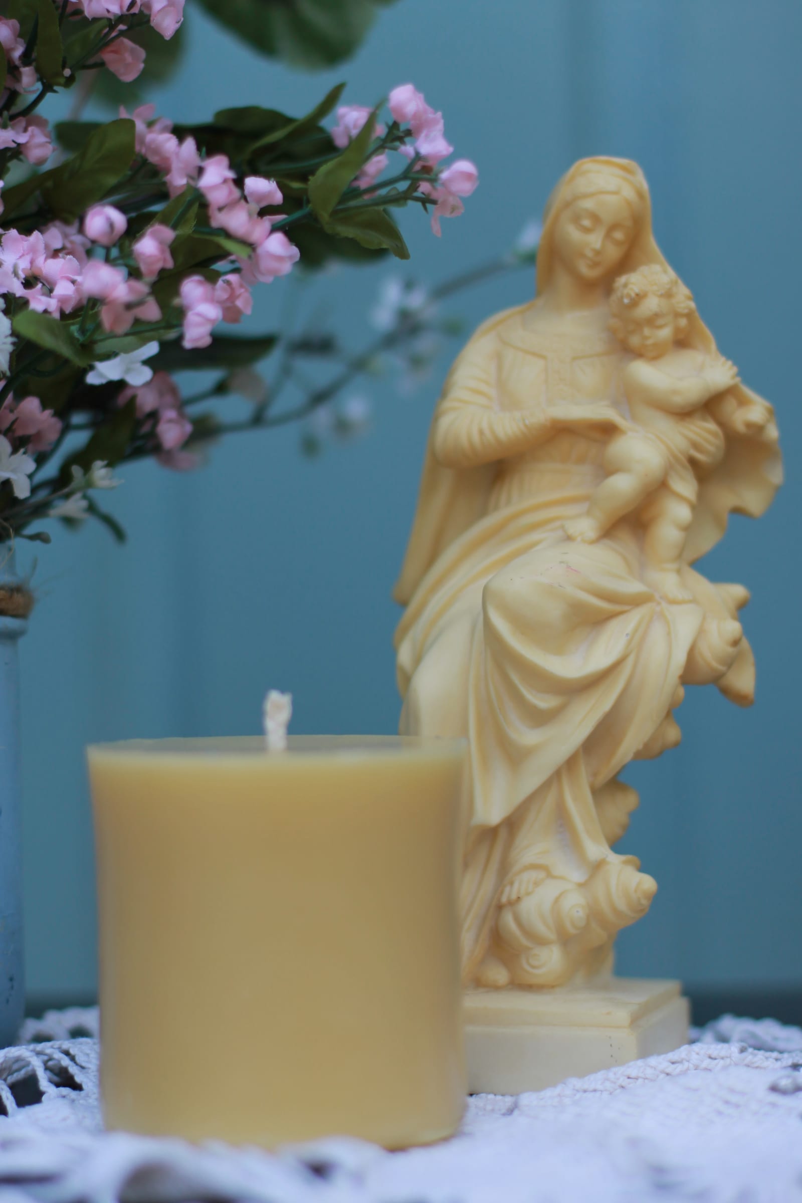 Beeswax 3" Pillar